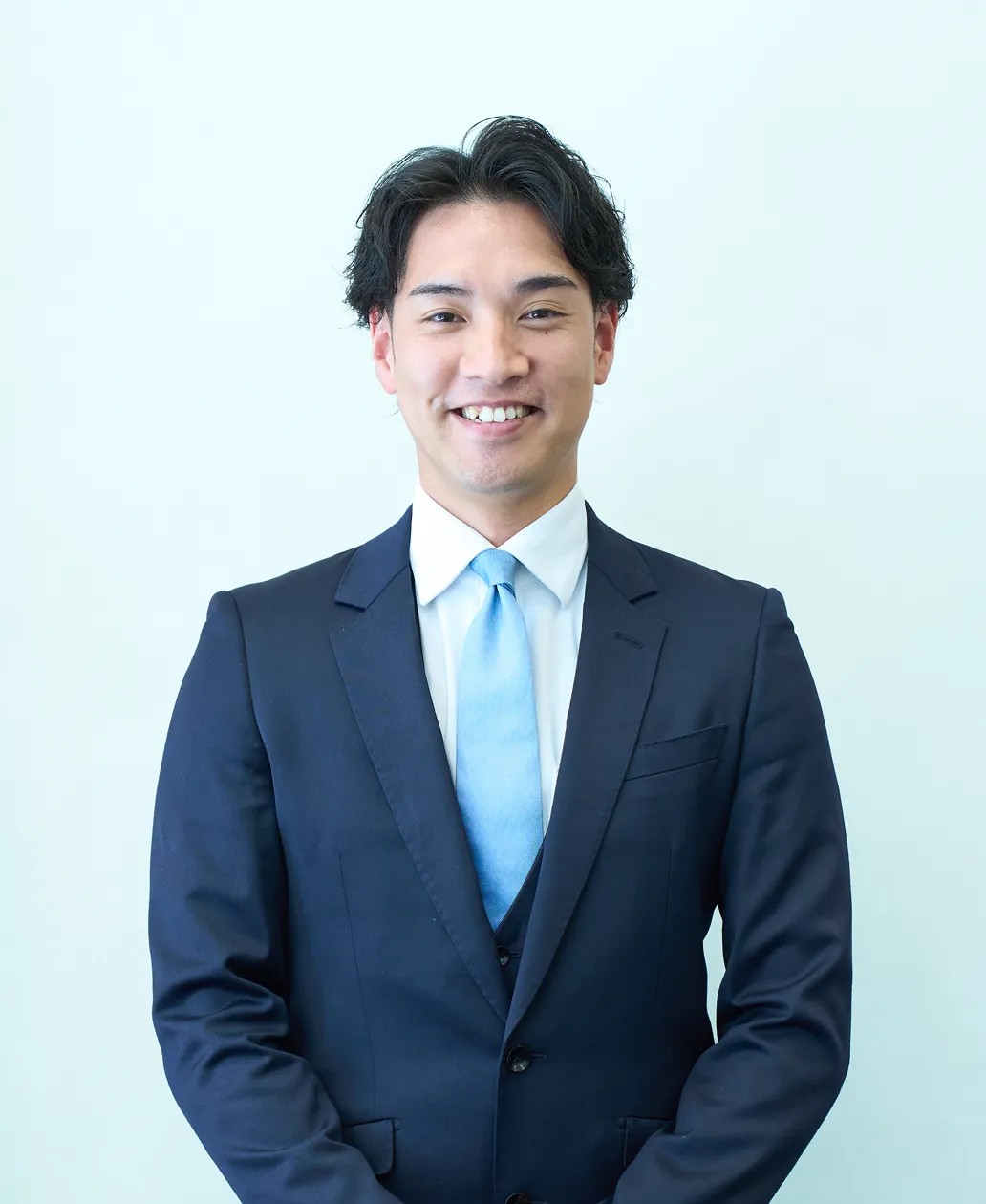 最前線で とことん汗をかく。 ゼロからイチを 生み出し続ける面白さ。