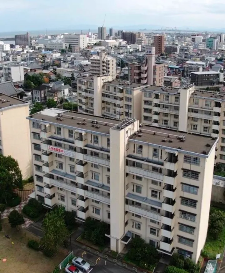 S52.11月/S52.3月竣工 共同住宅・208戸